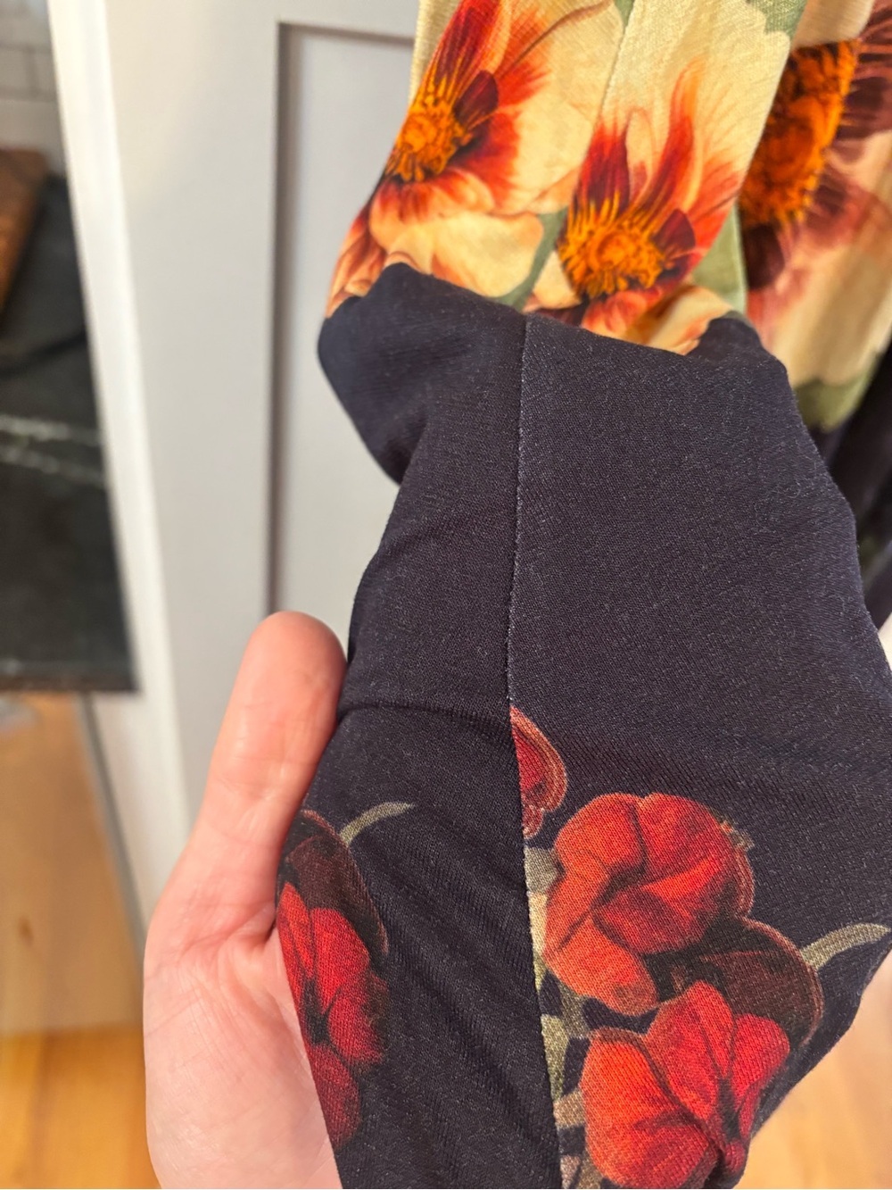 new Alice and Olivia Augusta maxi dress in magic garden gradient floral - Picture 11 of 12